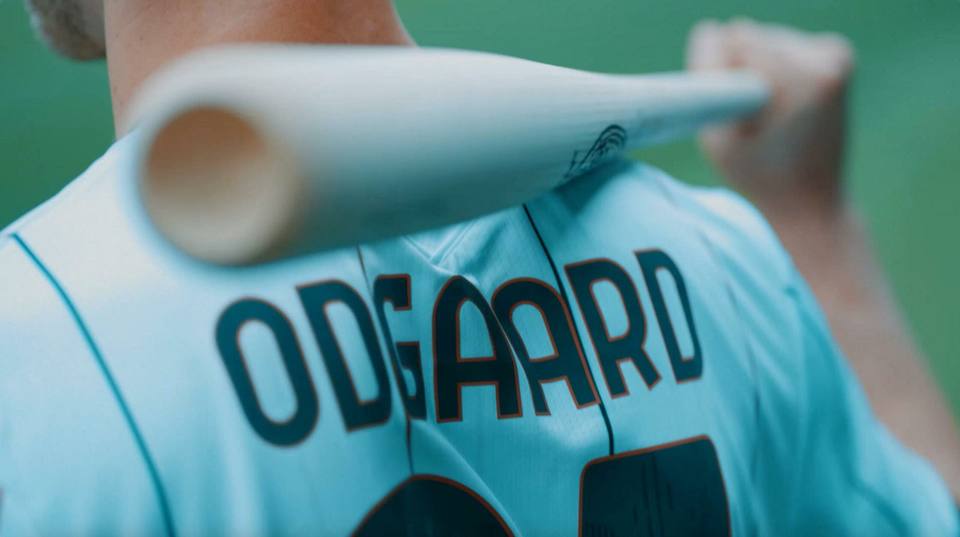 Bologna Away Shirt 2025/26
