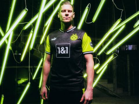 Borussia Dortmund special edition retro shirt worn by Łukasz Piszczek in a promotional campaign photoshoot.